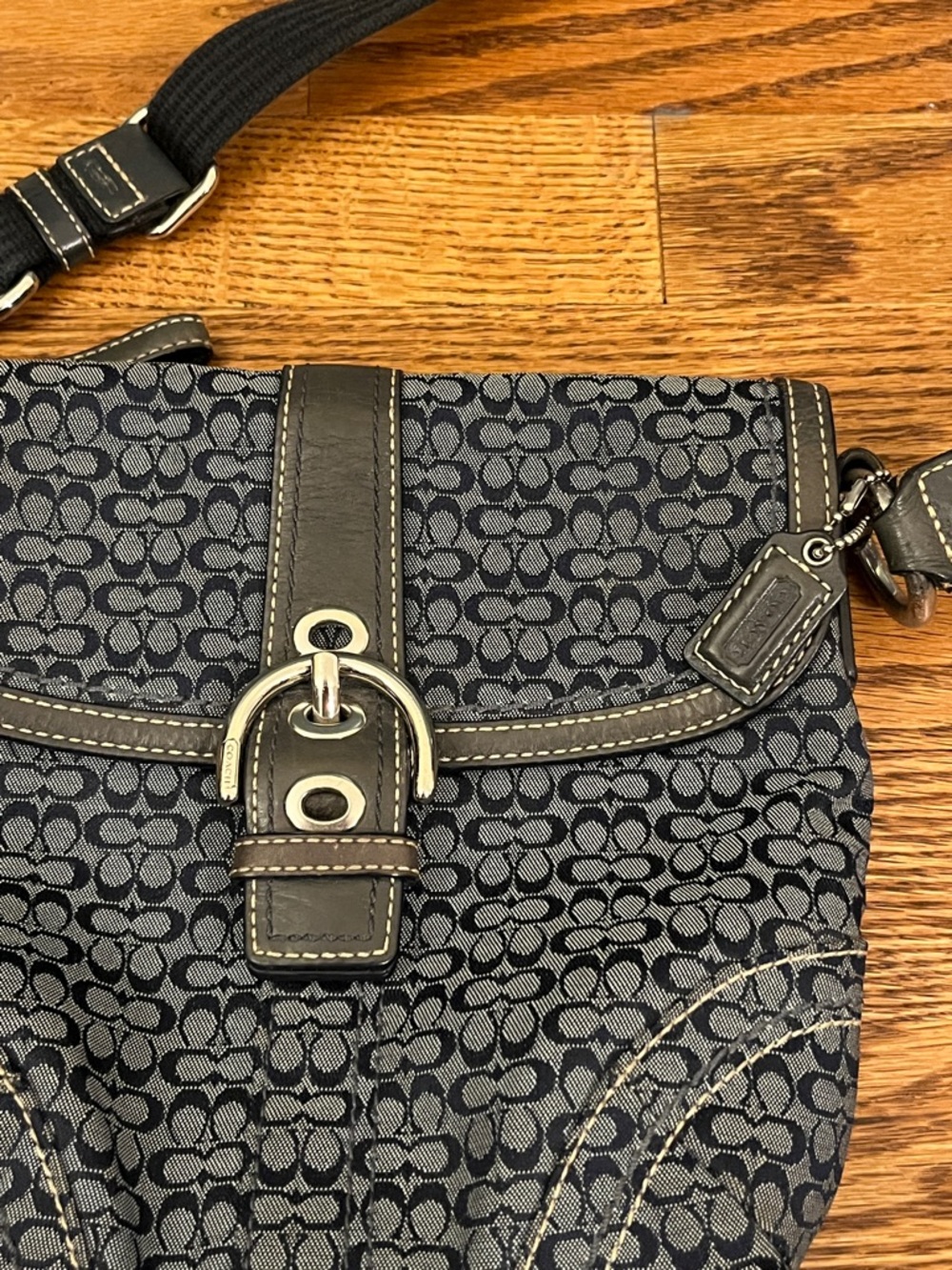 Y2K Coach Soho Mini Signature Bag 44718 Classic Coach Design Navy and Gray COA - Picture 8 of 16